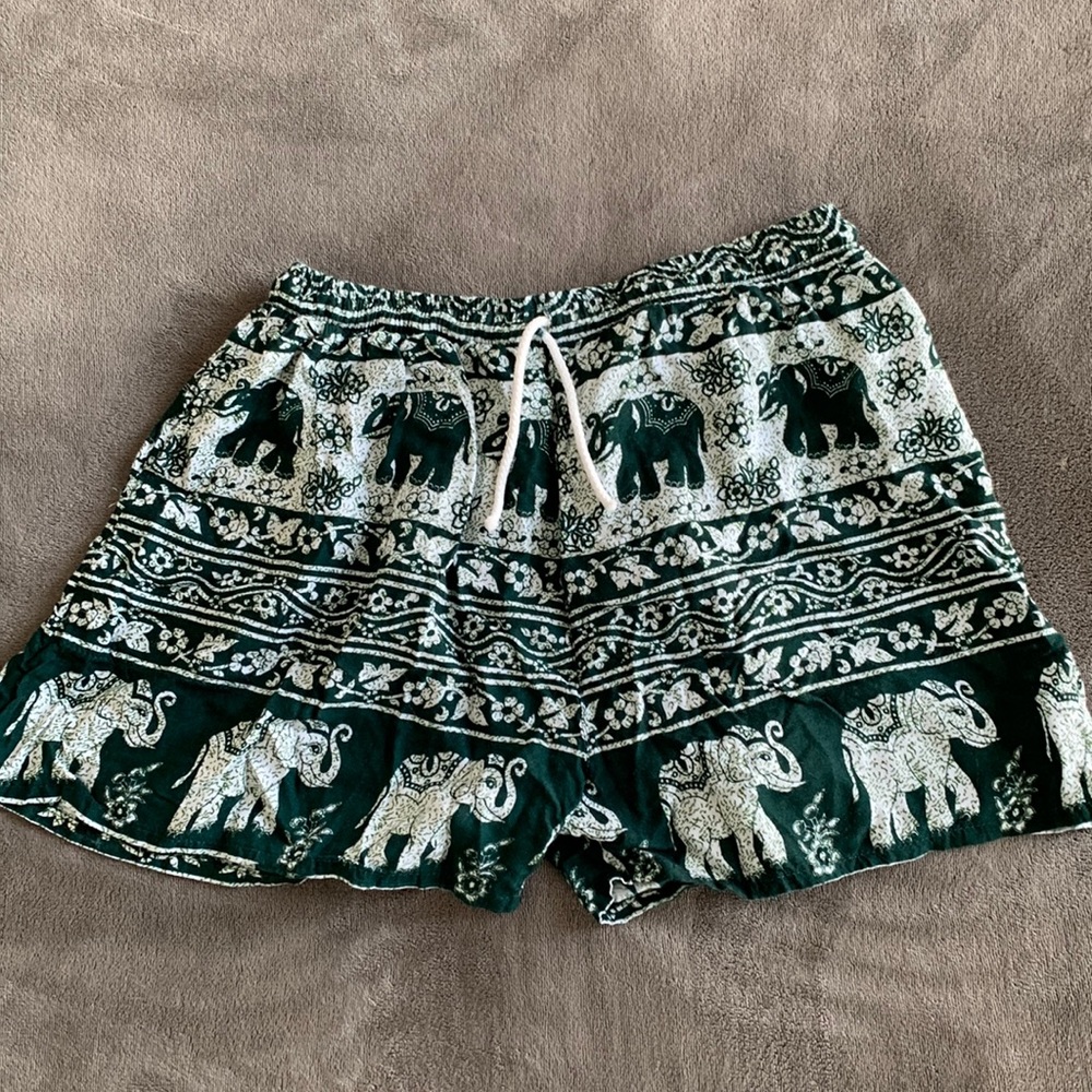 Women’s dark green flowy shorts